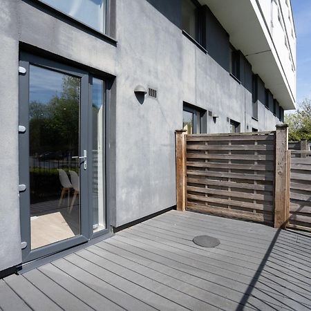 Serviced Apartments Nailsea Экстерьер фото