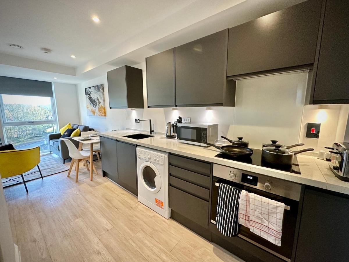 Serviced Apartments Nailsea Экстерьер фото