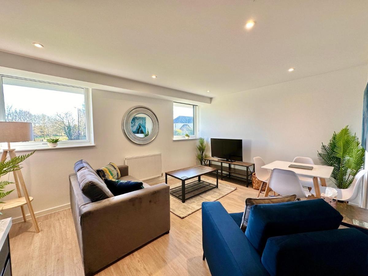 Serviced Apartments Nailsea Экстерьер фото