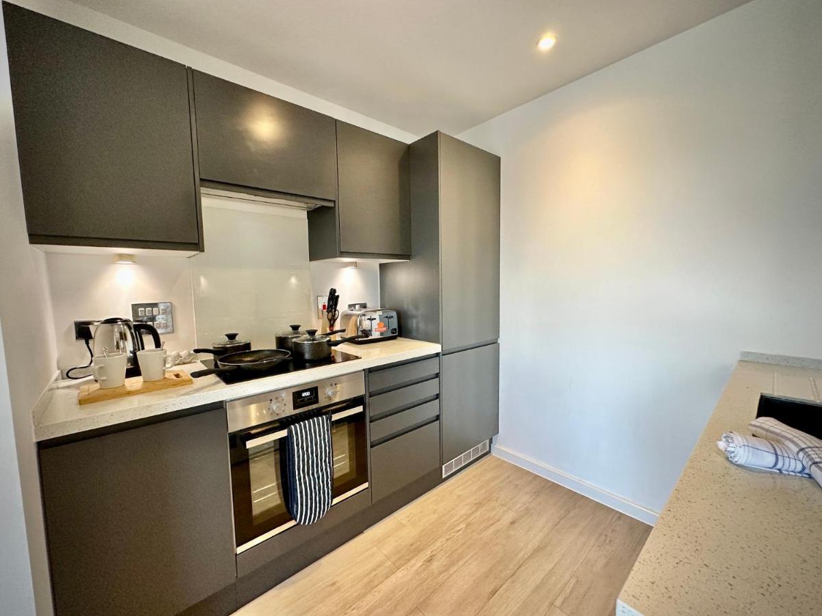 Serviced Apartments Nailsea Экстерьер фото