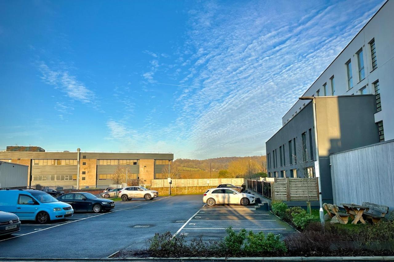Serviced Apartments Nailsea Экстерьер фото