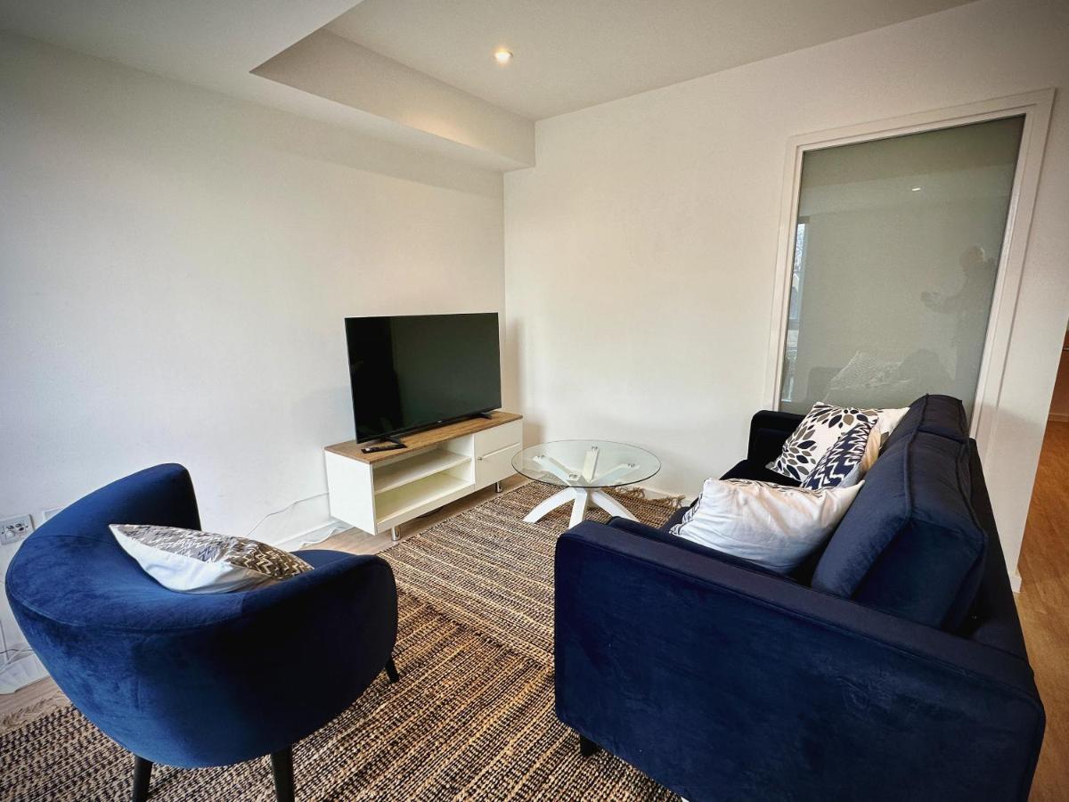Serviced Apartments Nailsea Экстерьер фото