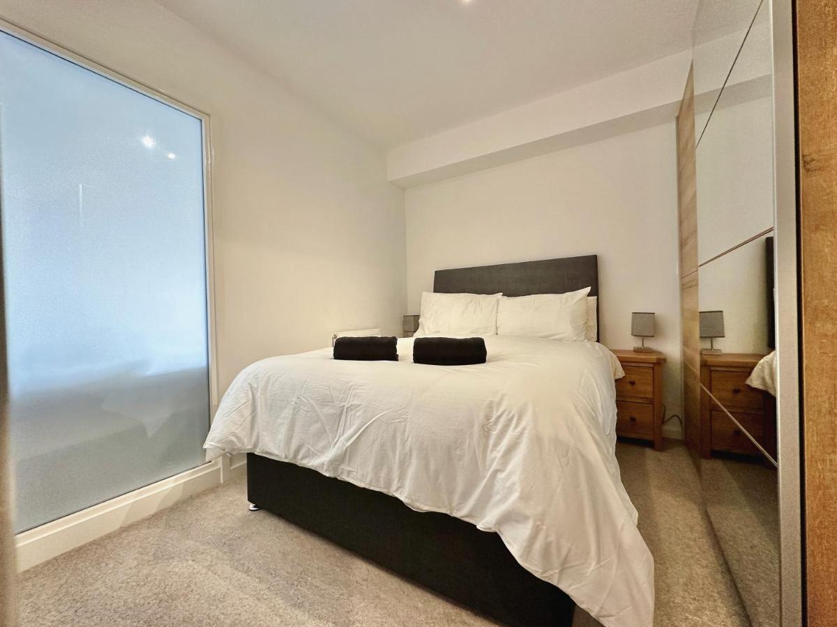 Serviced Apartments Nailsea Экстерьер фото
