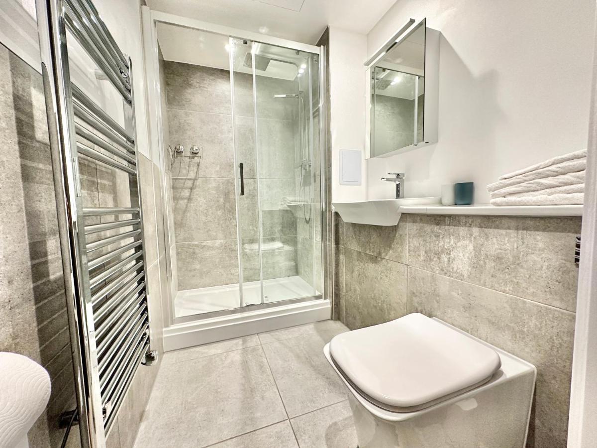 Serviced Apartments Nailsea Экстерьер фото