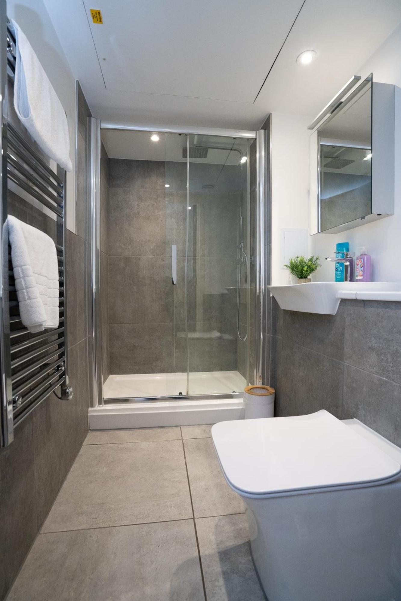 Serviced Apartments Nailsea Экстерьер фото