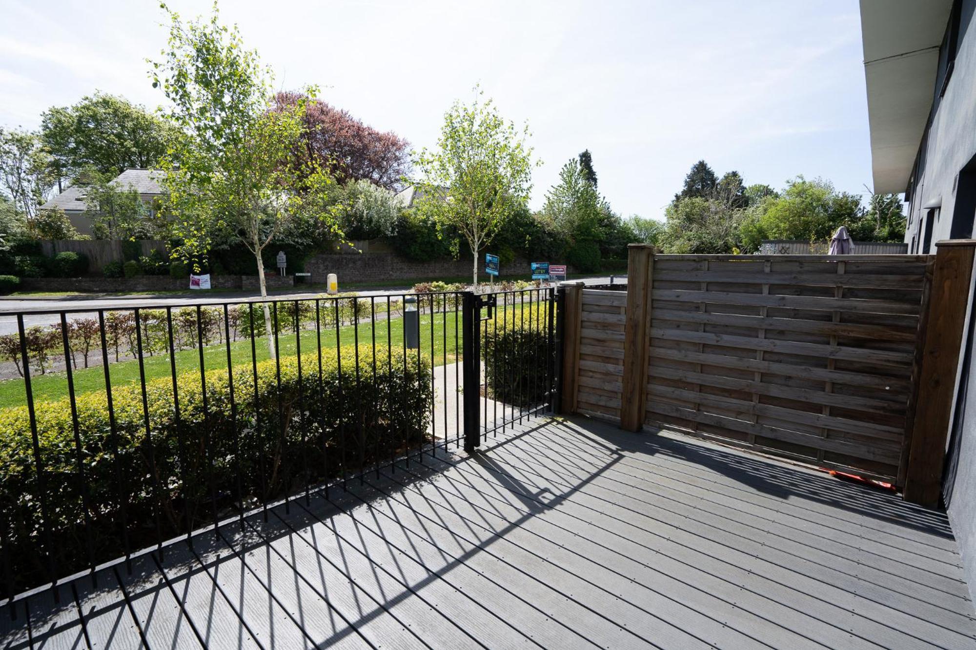 Serviced Apartments Nailsea Экстерьер фото